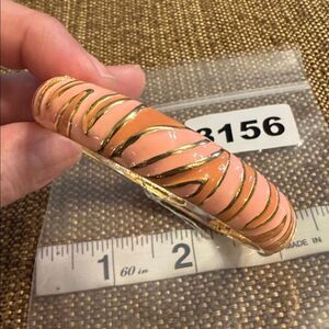 3156 Enamel Bracelet